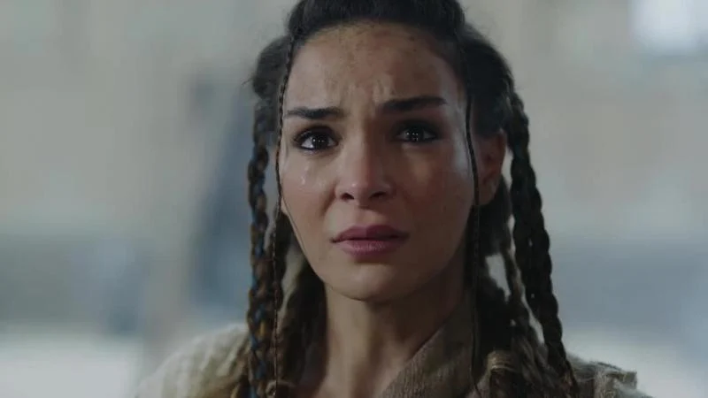 Кадры из сериала Легенда (2021)